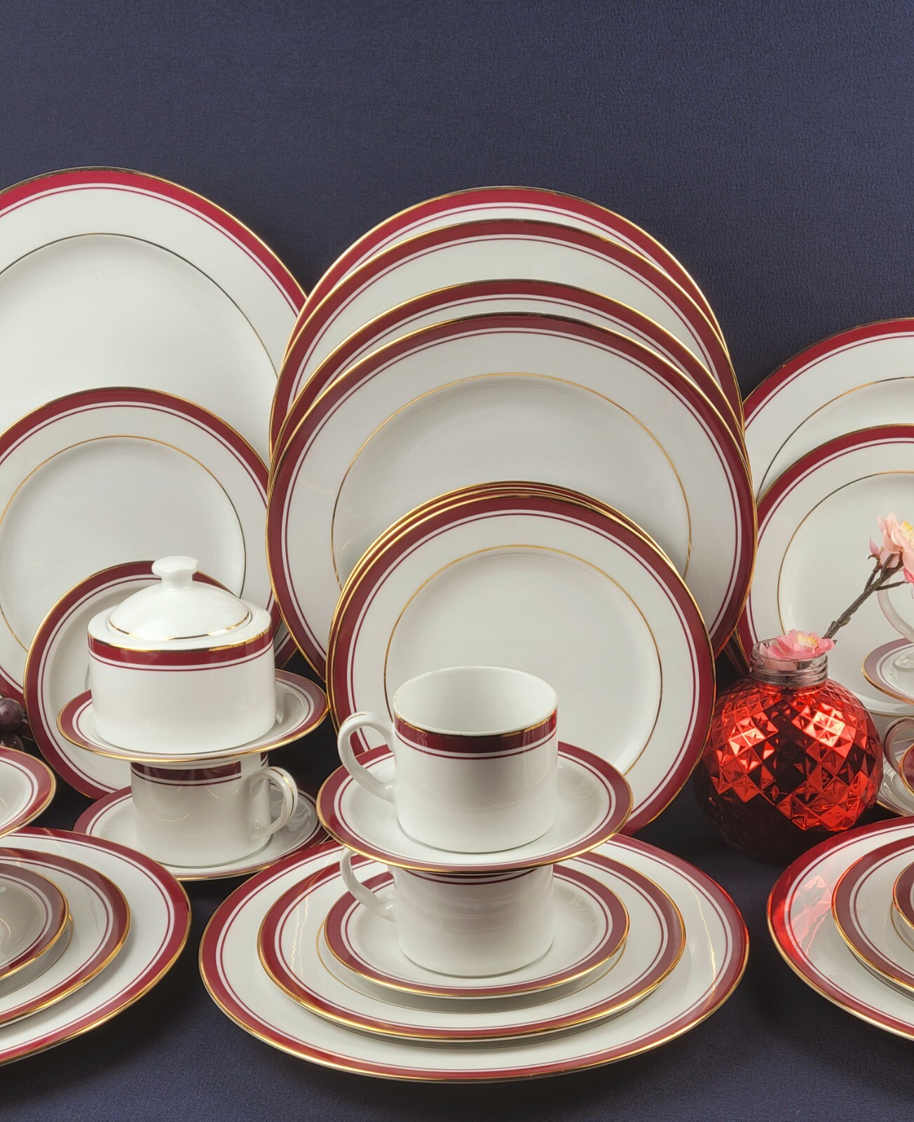 "Classics Burgundy" by Philip Kingsley - Service for 8 & Hostess Pieces - 36 pcs