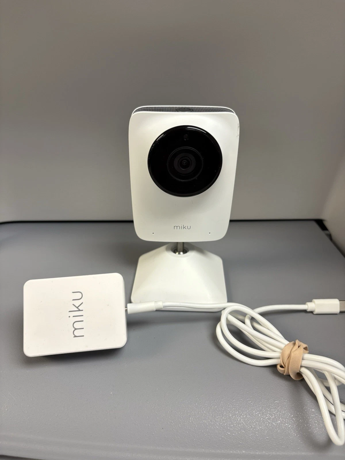 Miku Life Monitor 2 M0101 White Night Vision 2 Way Talk Baby Monitor Camera Only