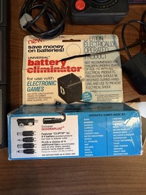Vintage ATARI 2600 Game Console w/15 Games Joysticks Controllers Chords Etc