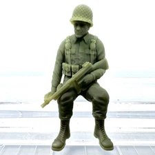 World War 2 American SITTING Toy Soldier THOMPSON Military Resin 1/32 WW2 Figure