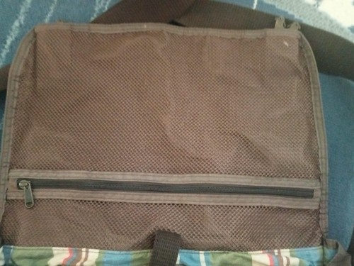 FAT FACE Mens Ladies MESSENGER BAG Crossbody Brown multi Pockets. - Picture 7 of 16