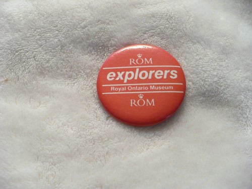 RZ- ROM EXPLORERS ROYAL ONTARIO MUSEUM PIN BADGE #36450 - Picture 4 of 8