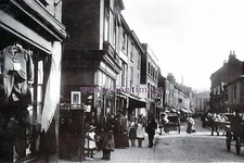 rt0449 - Cheshire - Busy Shops in Chestergate, Macclesfield c1910 print 6x4