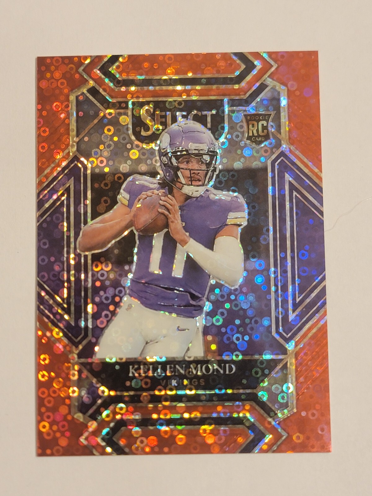 2021 Panini Select #264 Kellen Mond Red Disco Prizm #/49 Vikings QB Club Level