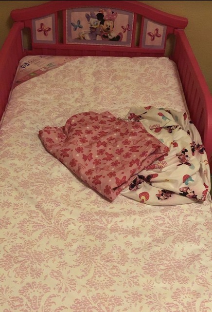 minnie mouse plastic bed