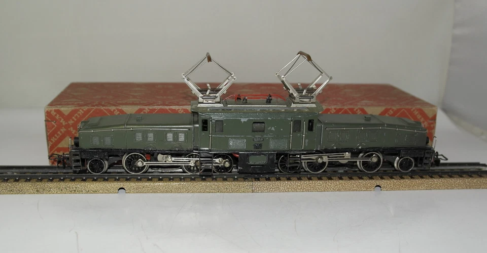 MARKLIN H0 : CCS 800 loco svizzera SBB BR Ce 6/8 Coccodrillo rara in orig. box + - Immagine 3 di 4