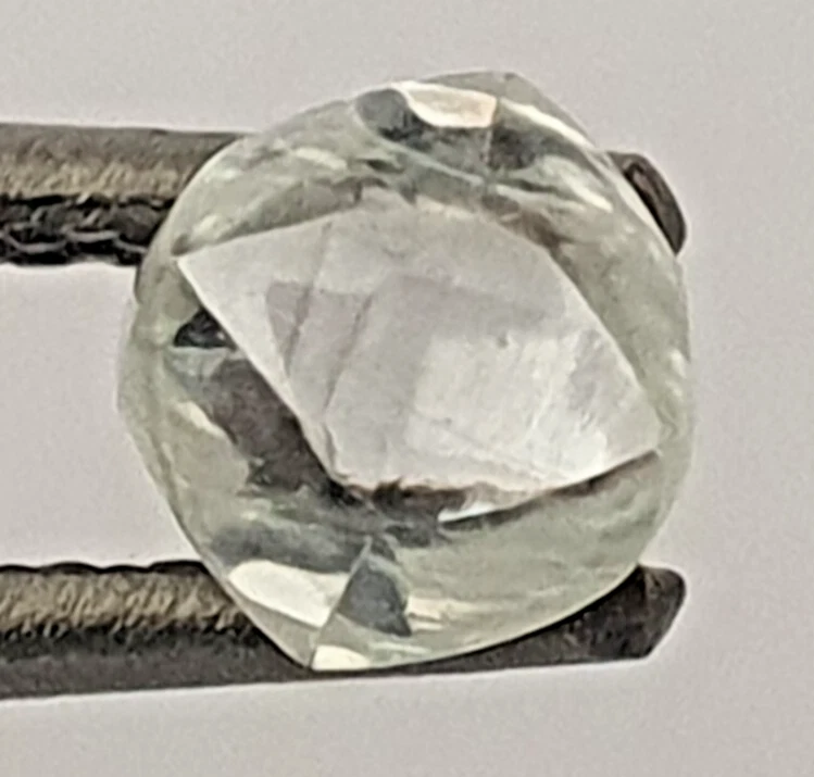 Diamante natural en bruto de 0,53 quilates - Color G - SI2 - VIDEO 360° - YL2665 Foto 2 de 4