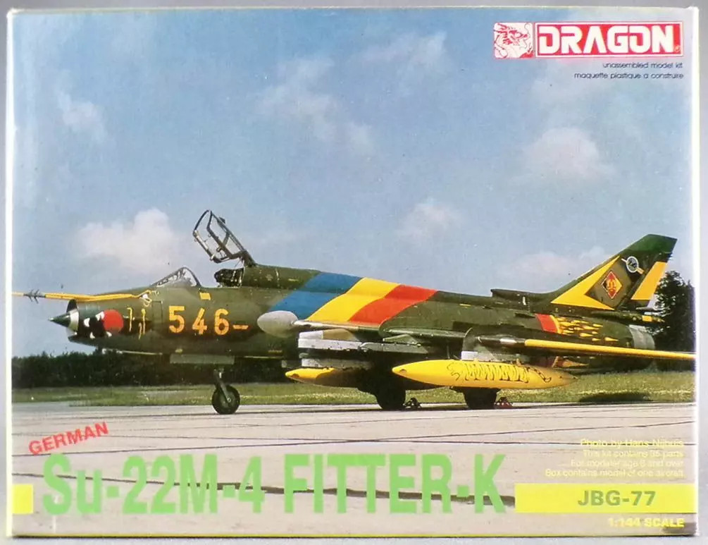 Maquette Su-22M-4 Fitter K Dragon Models 4555 avion allemand miniature 1/144