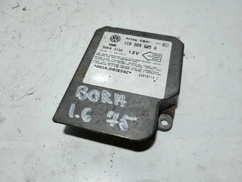 VW BORA Airbag-Steuergerät 5WK43122 1C0909605A 22010114C 1.90 Diesel 32261035