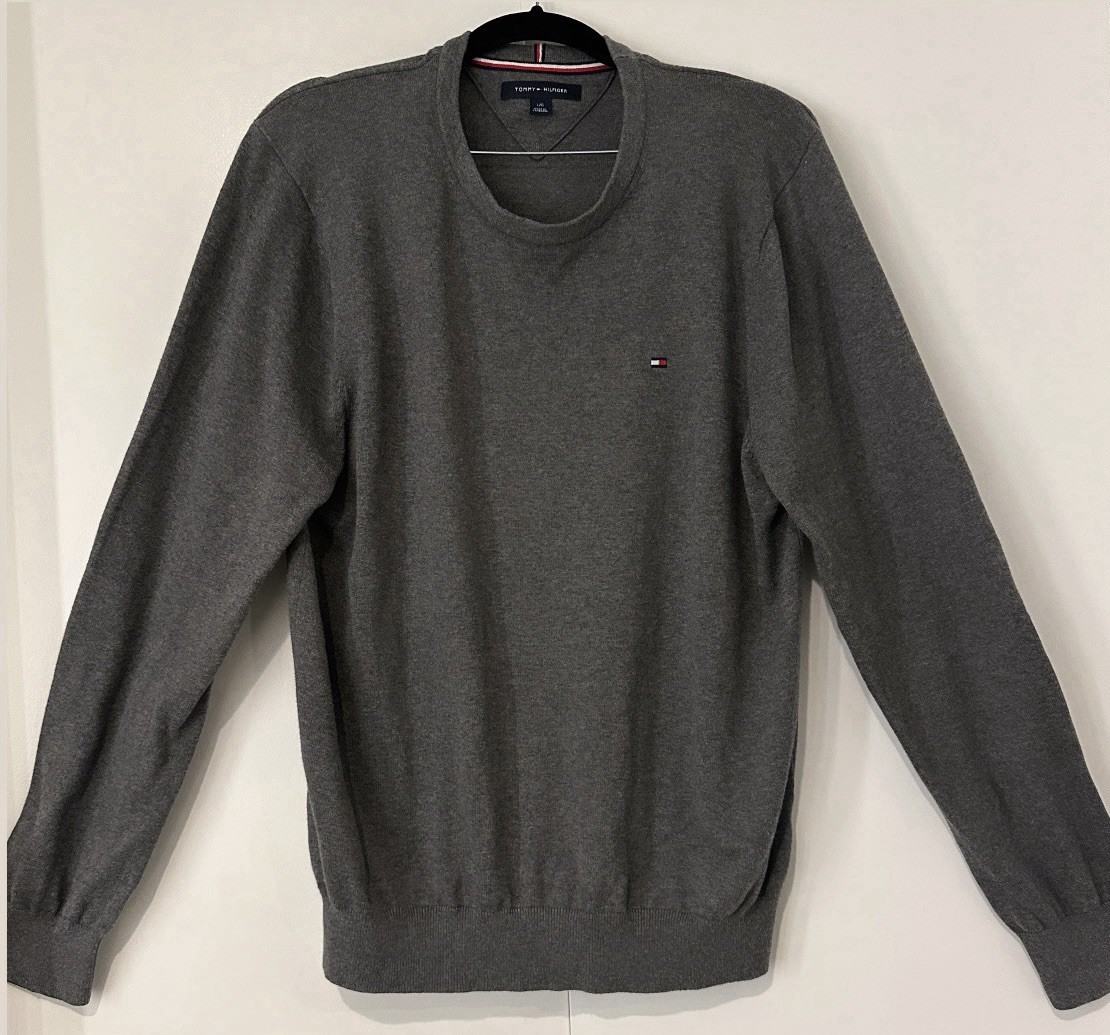 Tommy Hilfiger Grey Essential Crewneck Sweater for Men, Size L image 2