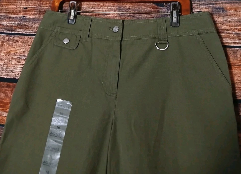 Pantalones Cortos Deportivos Jones New York Talla 10 Bermudas Caminar Algodón Bayleaf Verde Nuevos con Etiquetas Foto 3 de 4