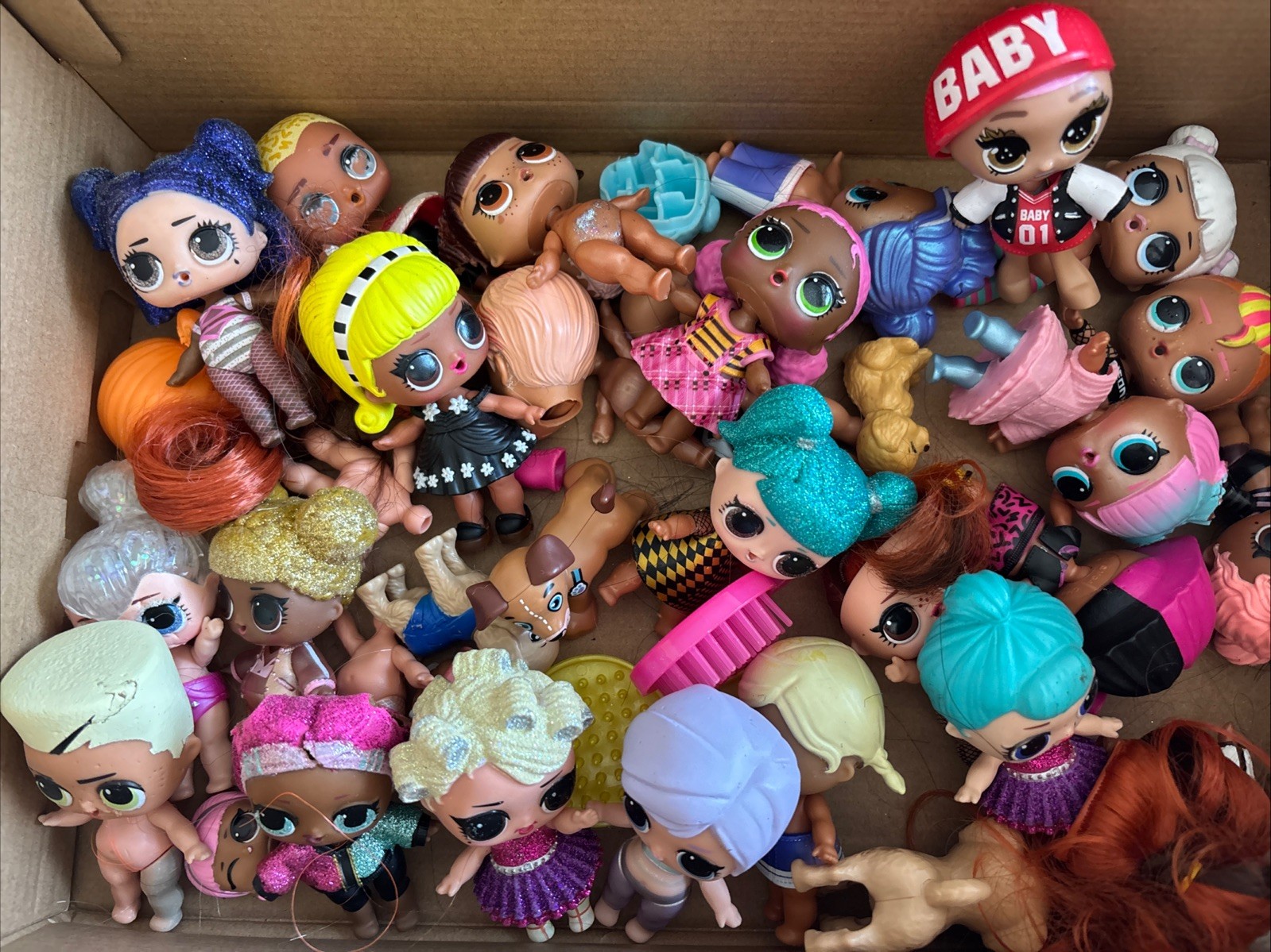 Huge Lot Of Over 45+pcs MGA LOL Surprise! Dolls And Accessories Huge Mixed Lot