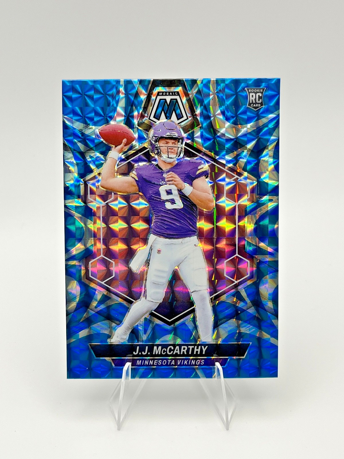 2024 Panini Mosaic J.J. McCarthy #310 Reactive Blue Mosaic Prizm (RC) Rookies