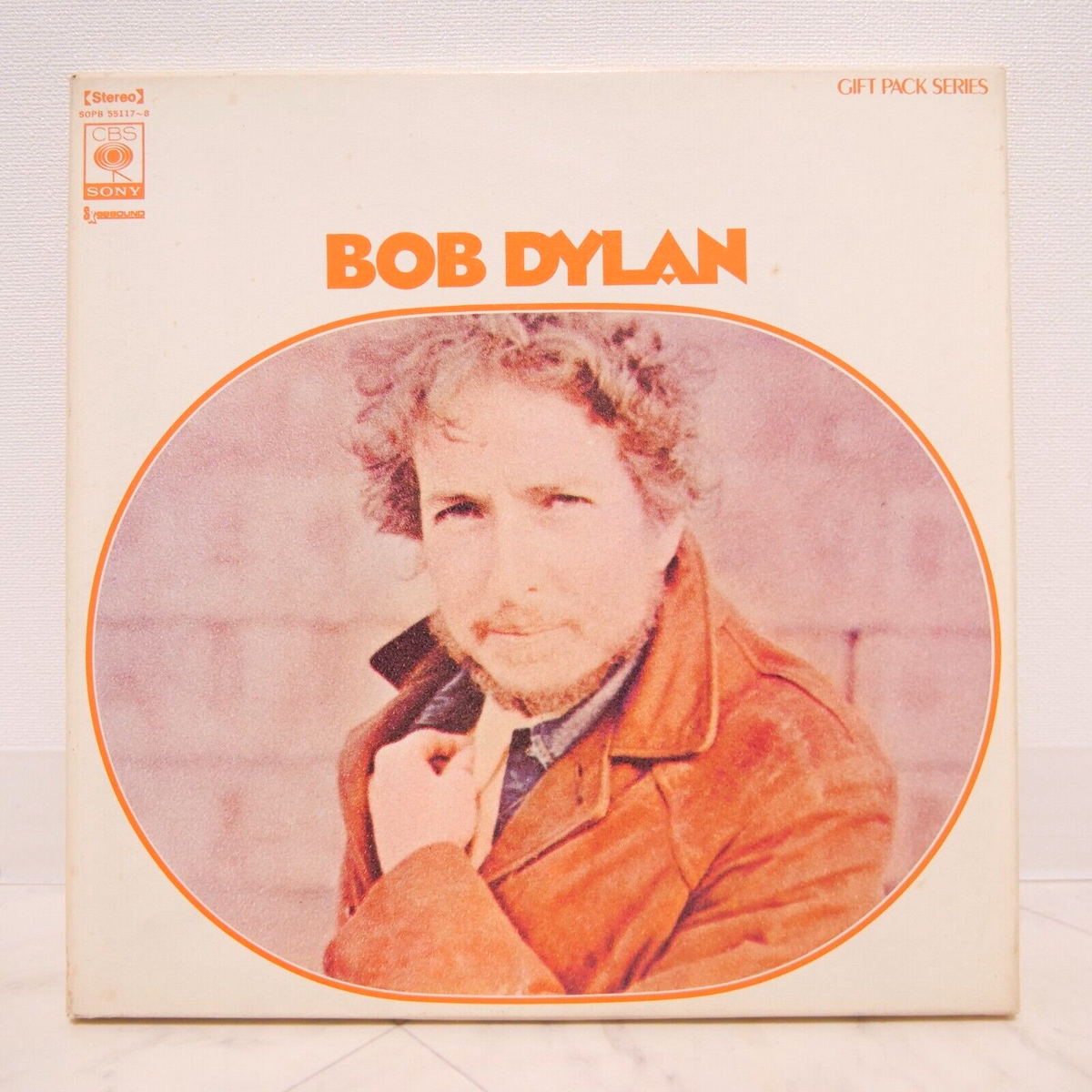 BOB DYLAN　3枚組＋ブックレット s-l1200.png