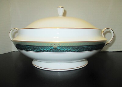RARE Lenox Fine Bone China Large Vegetable Tureen/Bowl with Lid Classic Edition 