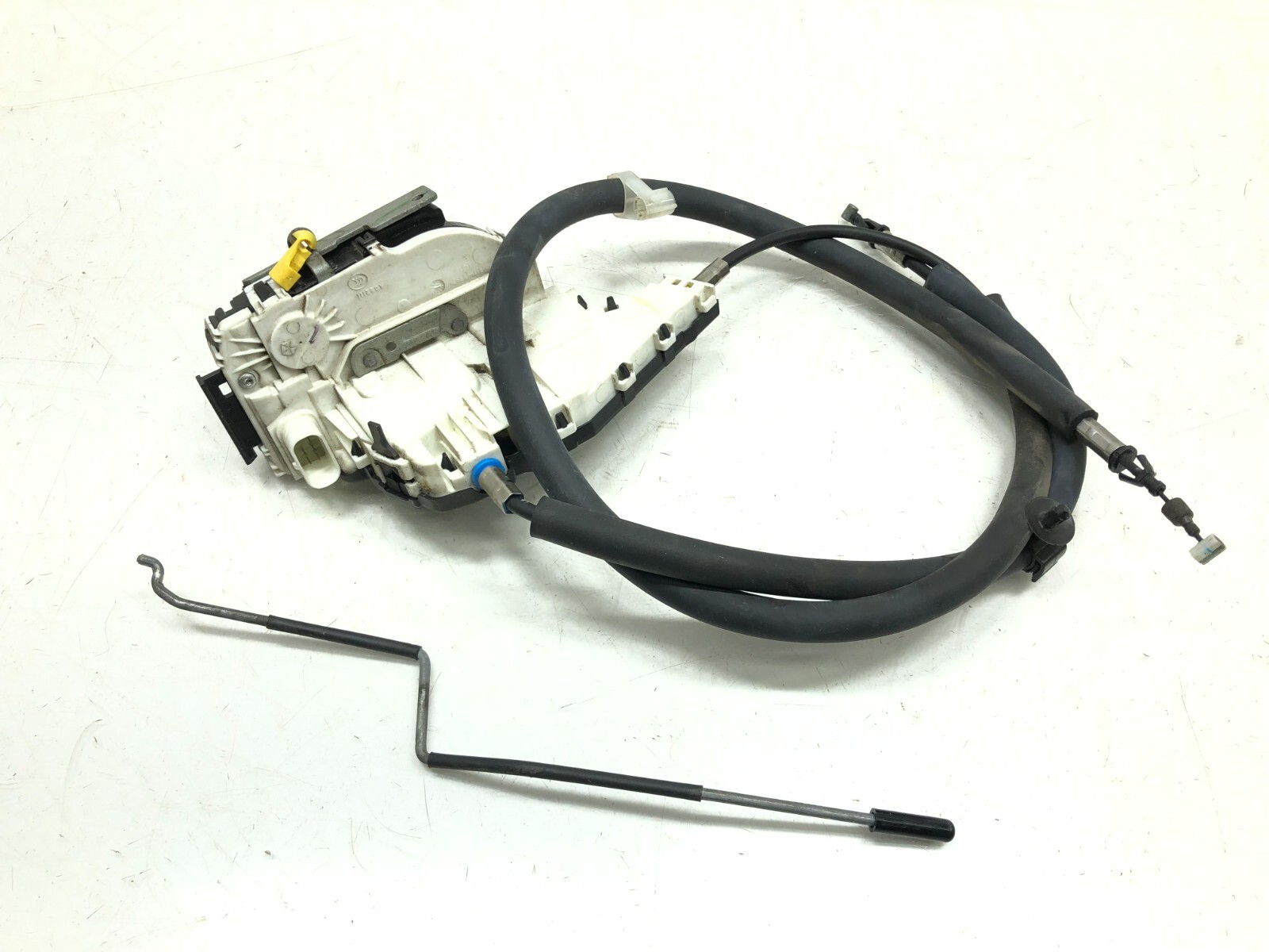 2014-2020 MASERATI QUATTROPORTE LEFT DRIVER FRONT DOOR LOCK LATCH ACTUATOR OEM