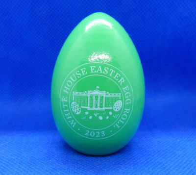 2023 WHITE HOUSE EASTER EGG ROLL WOOD GREEN EGG WITH THE BIDEN'S AUTO SIGNATURES