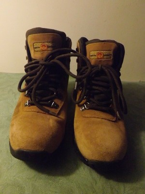 earth spirit hiking boots