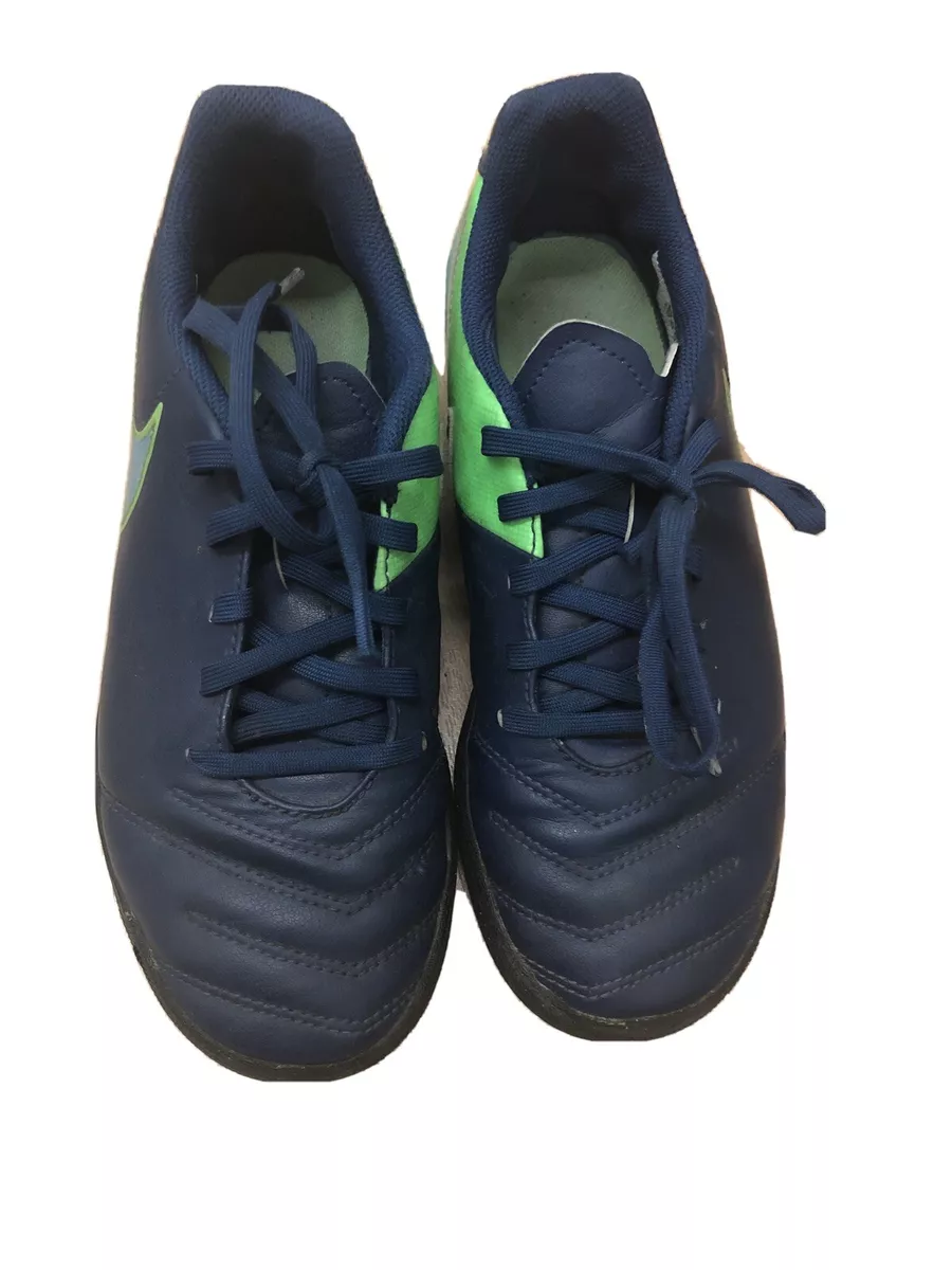 Nike tiempo hotsell astro turf
