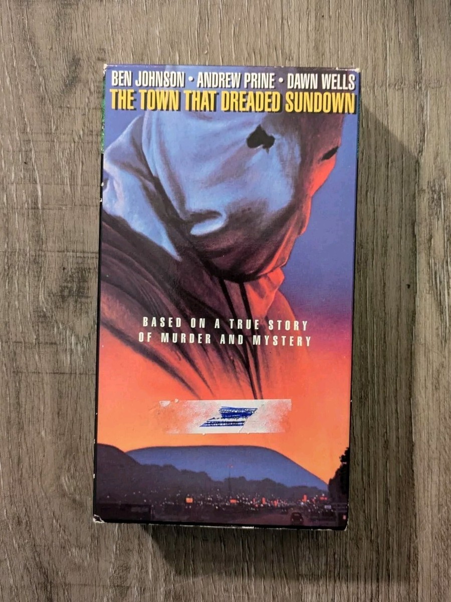 The Town That Dreaded Sundown VHS Tested