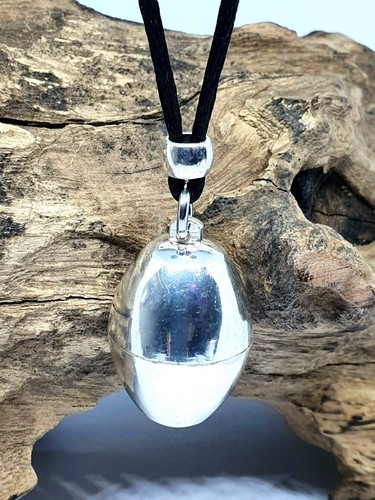 Metal Stash Pendant Capsule Secret Stash Oval Silver Plated Cord Beaded Necklace - Picture 11 of 13