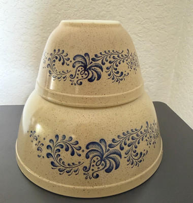 Vintage Pyrex Homestead Blue Tan Speckled Mixing Bowls Set of 2 #401 #403 USA
