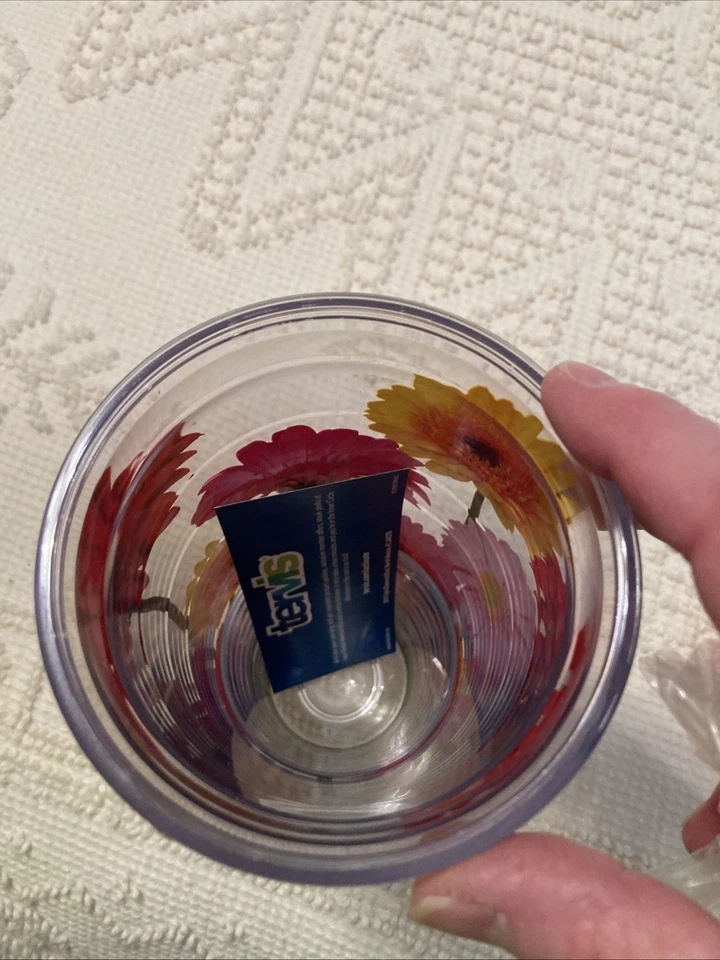 Terri's цветочный тамблер с крышкой - Изображение 4 из 4