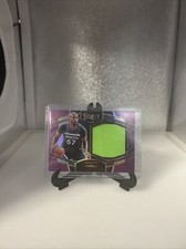 2021-22 Panini Select Throwback Memorabilia Purple Prizm /99 Taj Gibson #TM-TJG