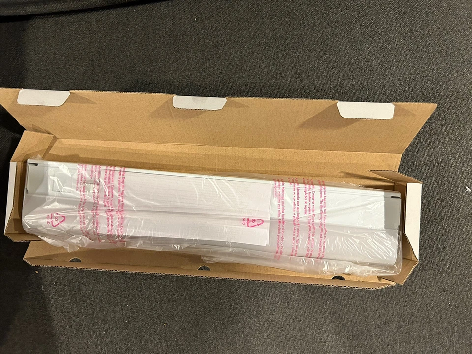 AFX, T5L2-18RWH Lighting T5L LED 18" Under Cabinet Task Light-3000K NEW - Image 3 of 4