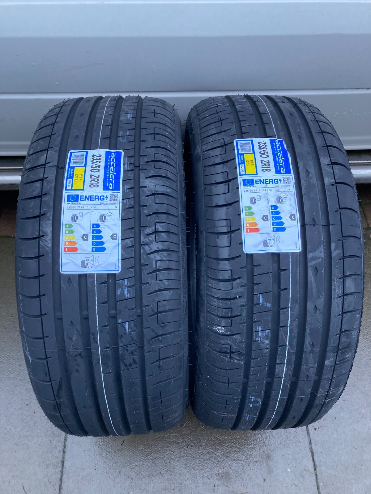 2 x 235/50ZR18 101Y XL ACCELERA 235 50 18 EXTRA LOAD TYRES 235/50R18 101Y XL !