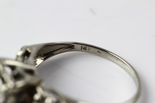 ANILLO SOLITARIO DE DIAMANTES VINTAGE DE ORO BLANCO DE 14k de 0,40 quilates con detalles talla 4,5 - Imagen 3 de 7