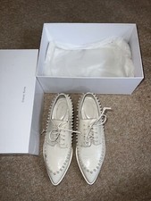 Buty skórzane w stylu Lolita Simone Rocha z koralików spiczaste 