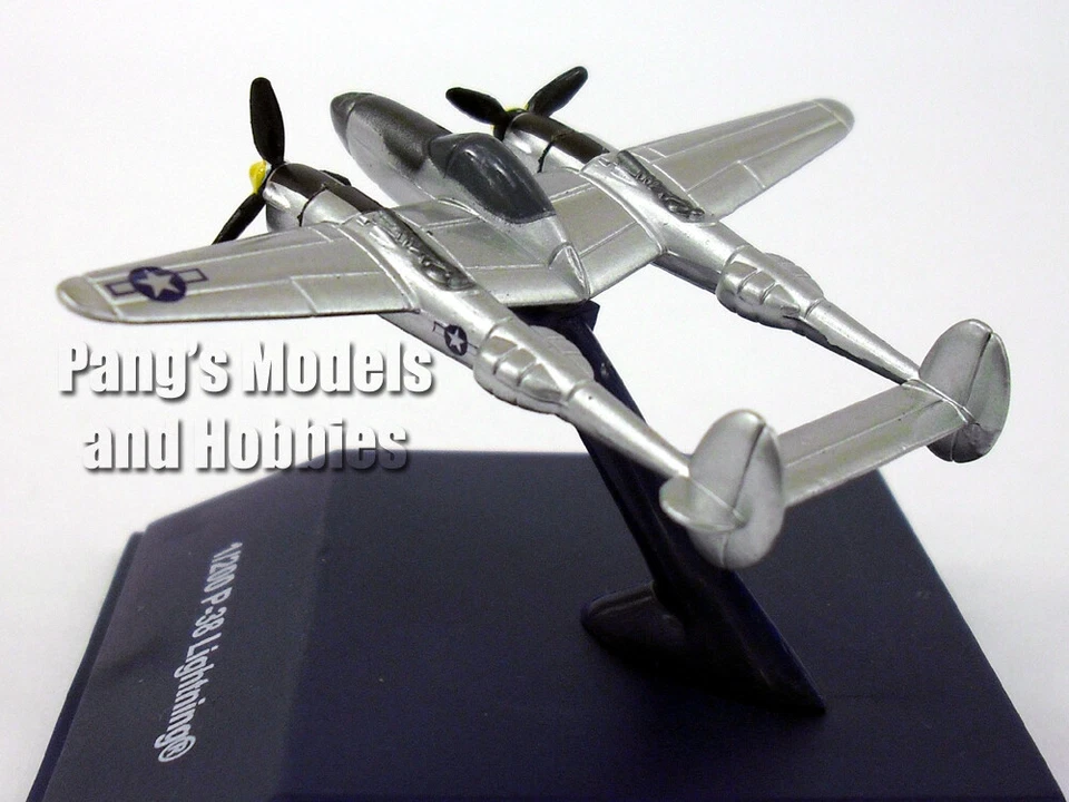 Lockheed P-38 Lightning 1/200 Scale Diecast Model - Image 4 of 4