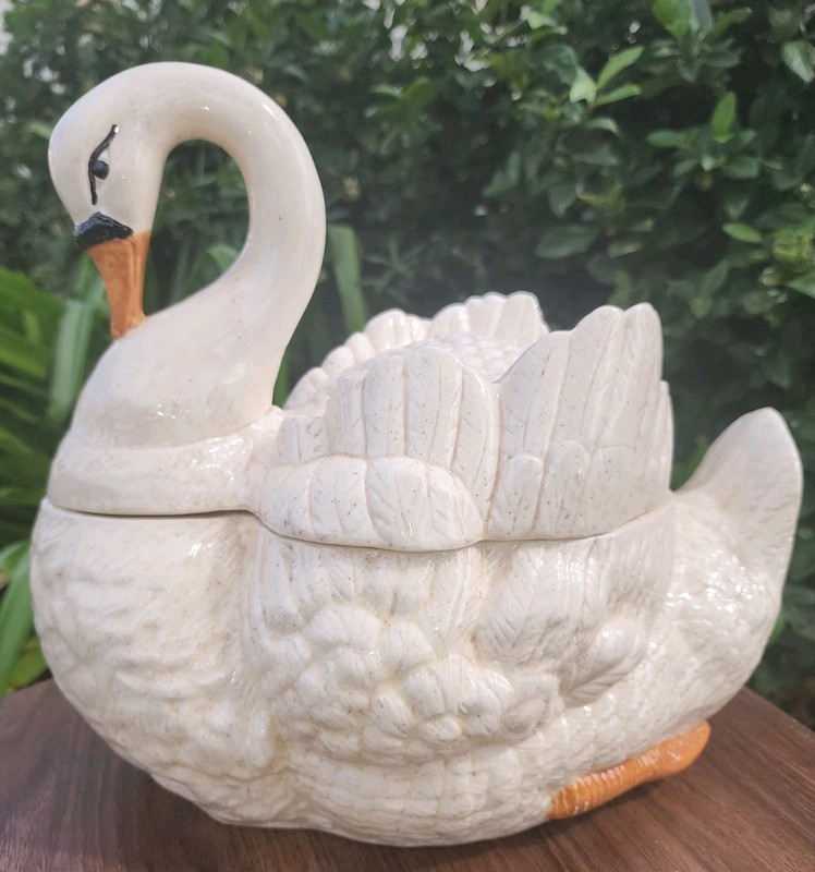 Vintage Large White Ceramic Swan Soup Tureen w/ Lid Farmhouse Cottagecore Collec