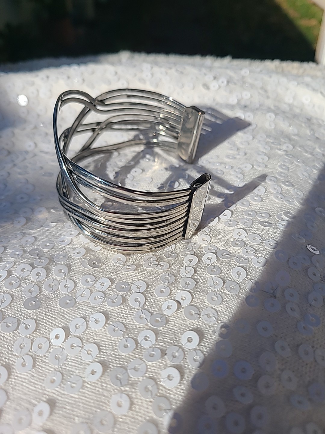 SILVER TONE BRACELET OPEN DESIGN STATEMENT - image 7