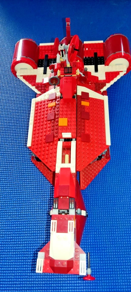 LEGO Star Wars 7665 Republic Cruiser (Limited Edition - with R2-R7), foto 2 de 5