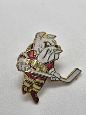 VINTAGE 1970's Minnesota Duluth UMD Bulldogs Hockey Lapel Pin, VERY NICE!!