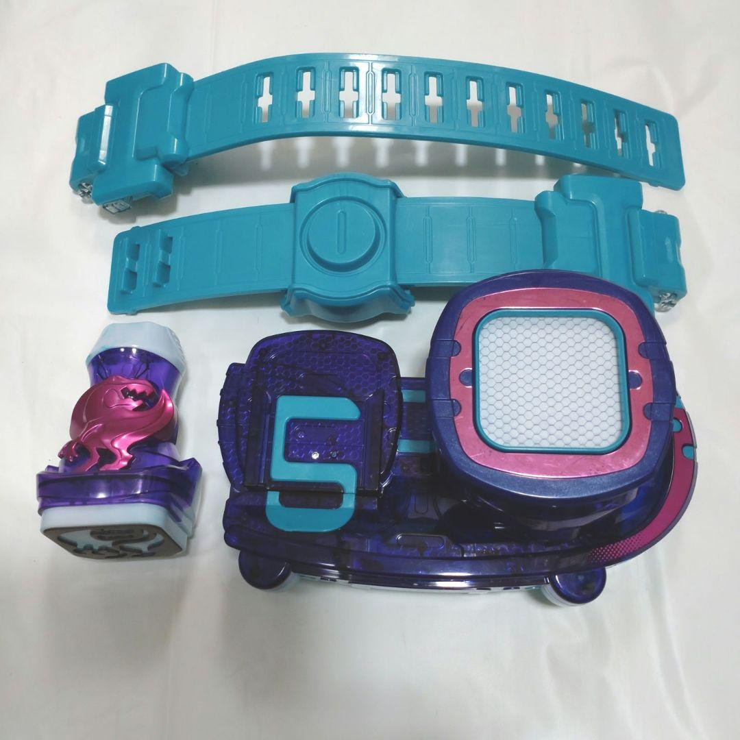 REVI ハンディ Amazon.com: TAMASHII NATIONS - Kamen Rider Revice - Kamen Rider