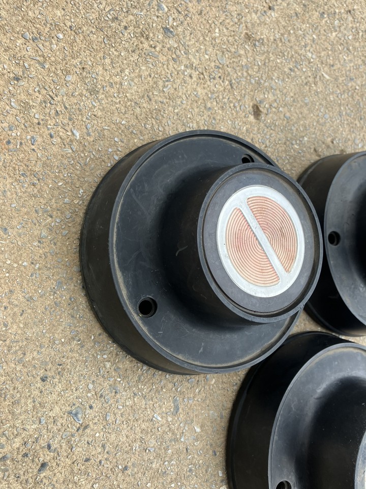 (3) Ford E2TA-1A096-YA wheel center caps 33-94 Bronco / Ranger 02252502 ...