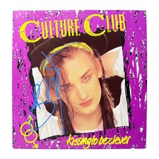 BOY GEORGE SIGNED CULTURE CLUB KISSING TO BE CLEVER VINYL LP (ACG CERT AG17925)