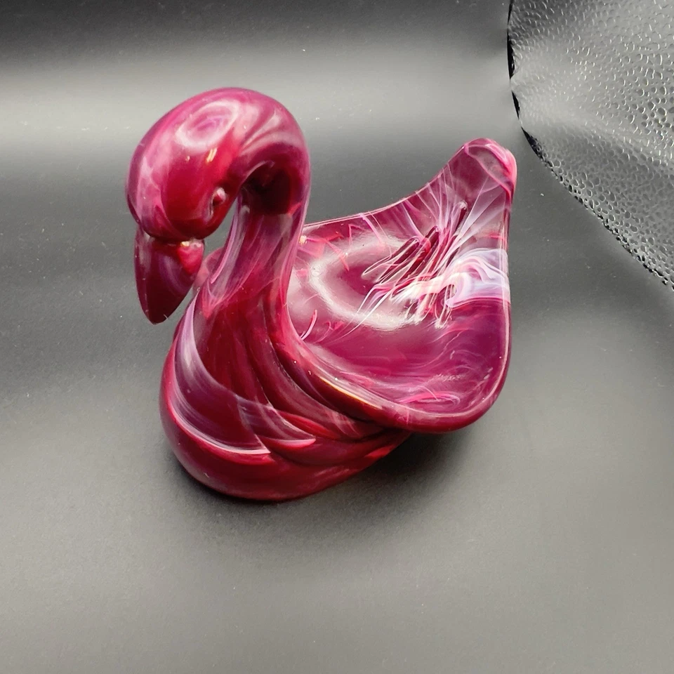 Vintage 80s Plastic Swan Soap Dish Marbled Pink Glam Bathroom  - Image 2 of 4