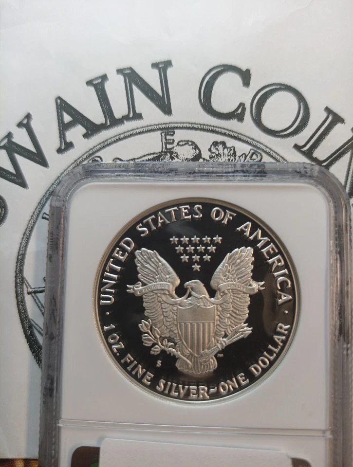 1986 S S$1 American Silver Eagle NGC PF 69 Ultra Cameo EK106-08 - Image 3 of 3