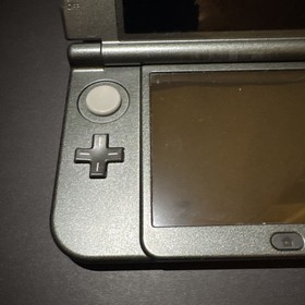 New Nintendo 3DS XL Gray Black Console W Charger US Version