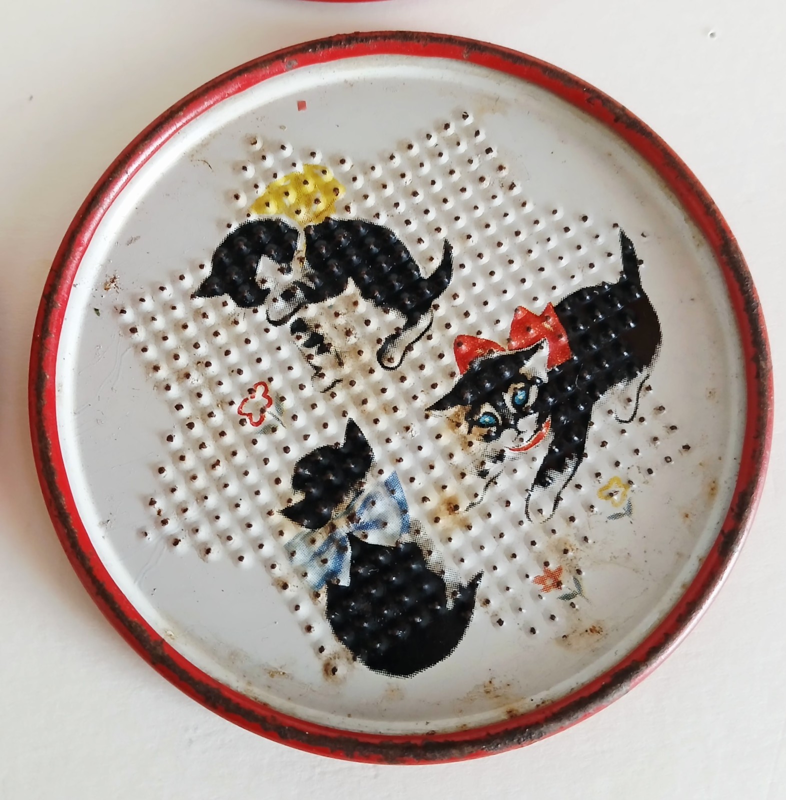 Set Of 9 Vintage Metal Kitty Drink Coasters + 1 Scottie Dog 1950's Tin Litho