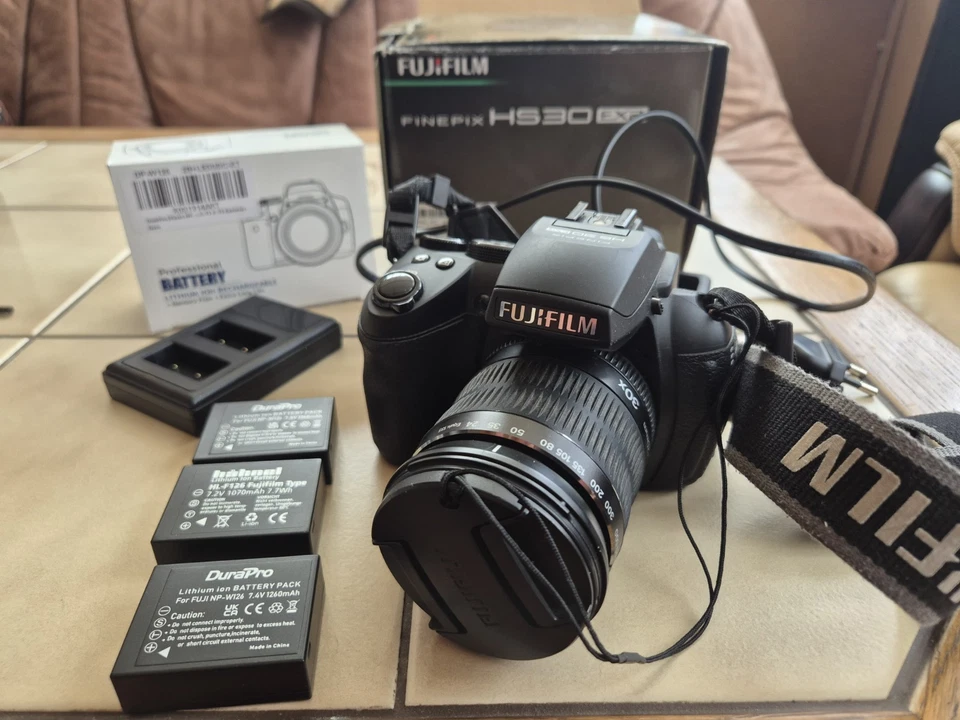 Fujifilm FinePix HS30EXR, Foto 1 von 5