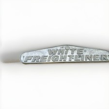 White Freightliner Vintage Original 70s Cabover Front Grille Emblem Wall Hanger White Freightliner Vintage Original 70s Cabover Front Grille Emblem Wall Hanger