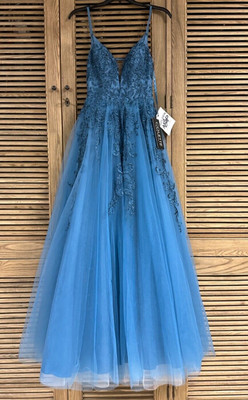 Colette Mon Cheri Tulle Gown Wedgewood Blue Size 0