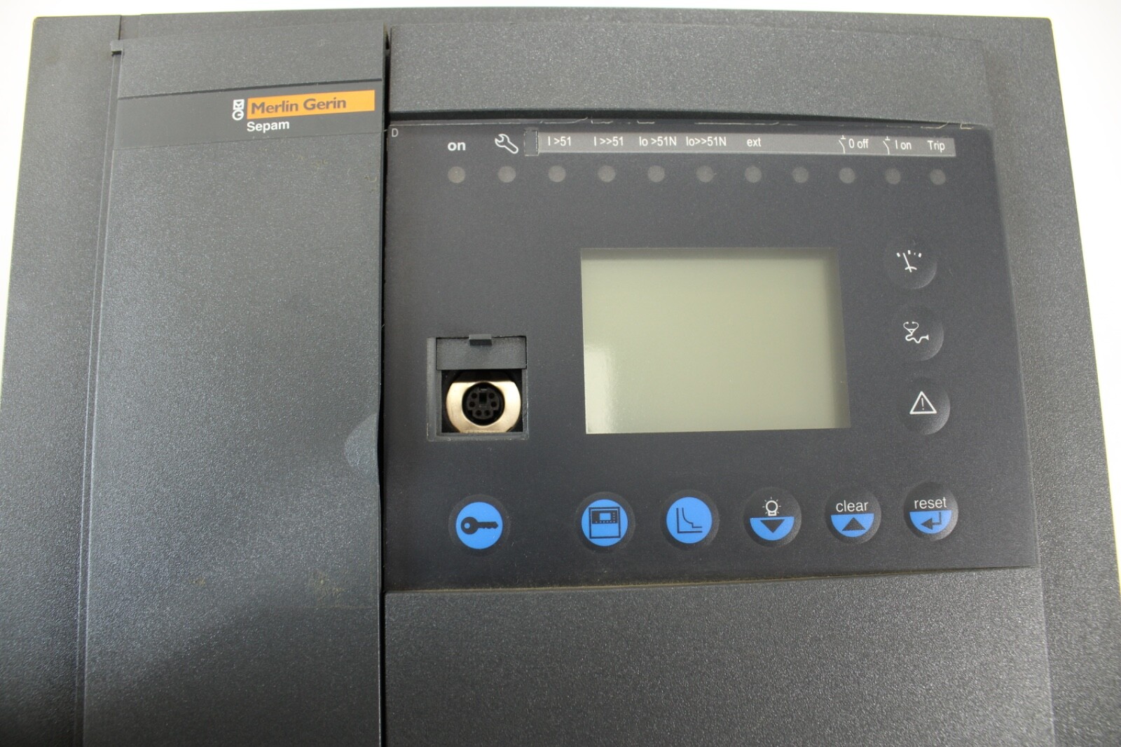 Picture 6 of 9