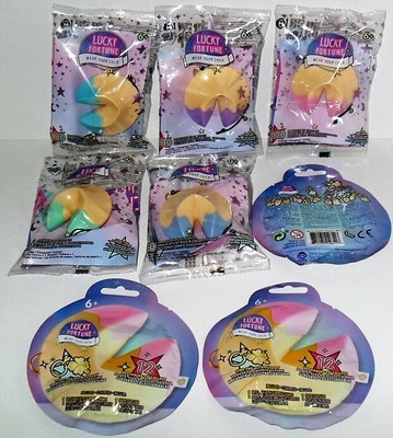 LUCKY FORTUNE KEYCHAINS & BRACELETS FORTUNE COOKIES 5 COLORS LOT OF (8) PACKS