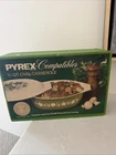 Vintage Pyrex Compatibles Spring Blossom Green 1 1/2 Qt Casserole  943-1 NIB